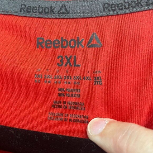 Reebok Men's Active Speedwick Relaxed Soft Knit T-Shirt with Hidden Pocket, Size - Picture 8 of 8